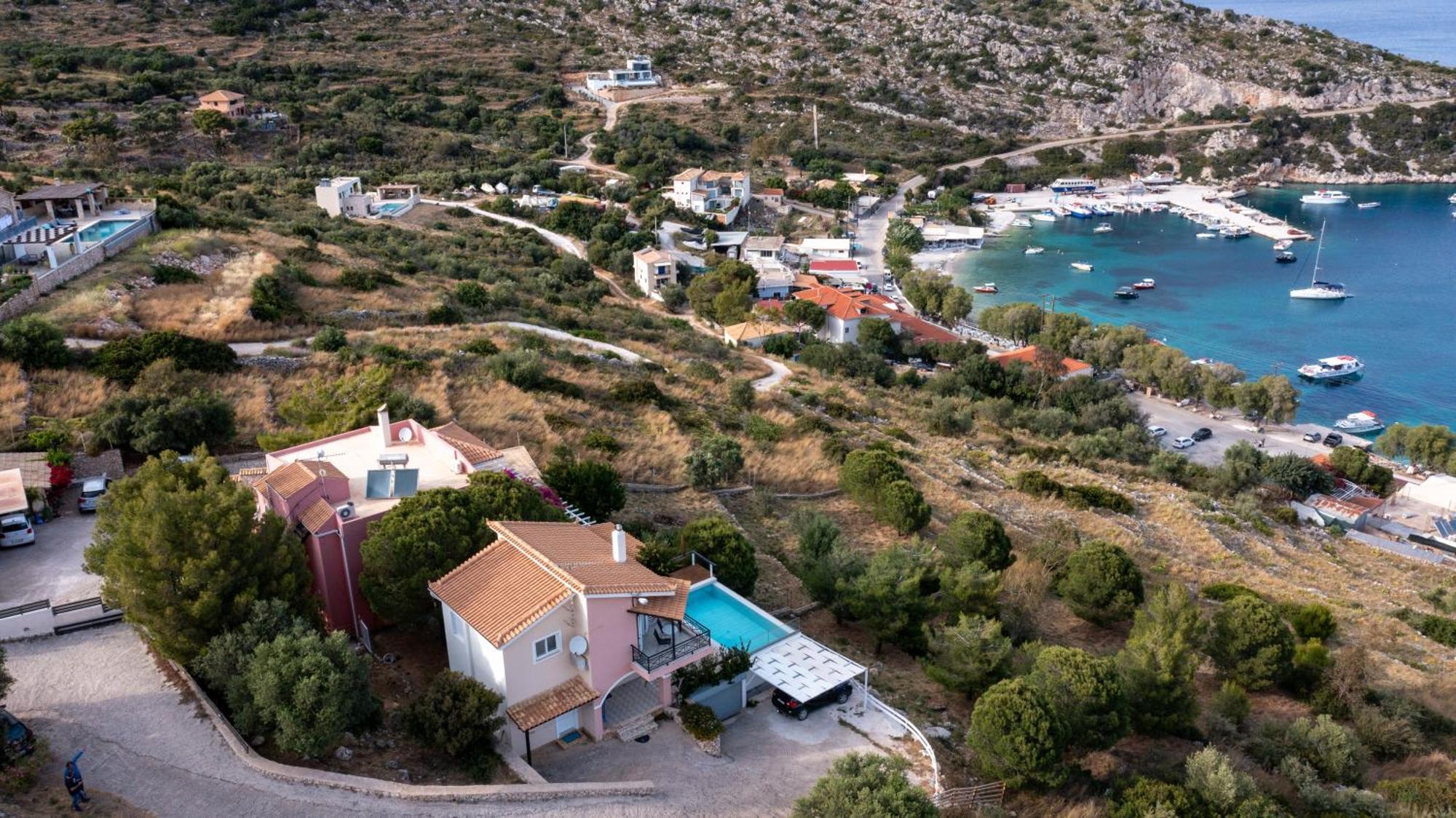 Coastal Paradise Found - Komis' Private Pool Retreat Ajos Nikolaos Zewnętrze zdjęcie