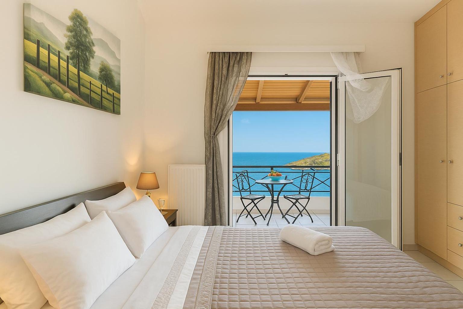 Coastal Paradise Found - Komis' Private Pool Retreat Ajos Nikolaos Zewnętrze zdjęcie