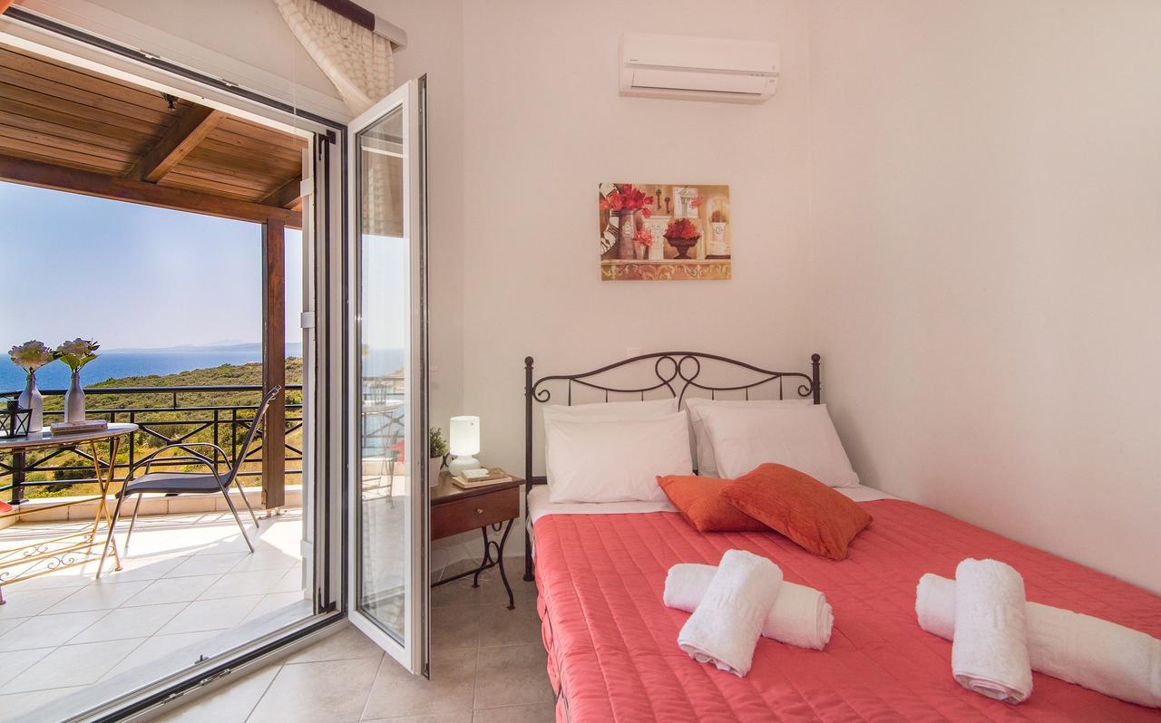 Coastal Paradise Found - Komis' Private Pool Retreat Ajos Nikolaos Zewnętrze zdjęcie