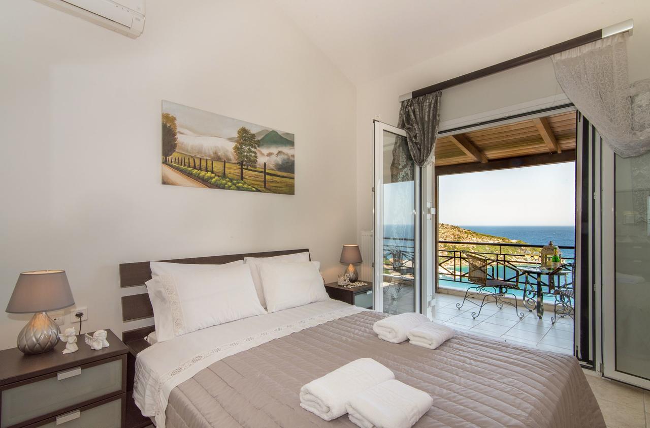 Coastal Paradise Found - Komis' Private Pool Retreat Ajos Nikolaos Zewnętrze zdjęcie